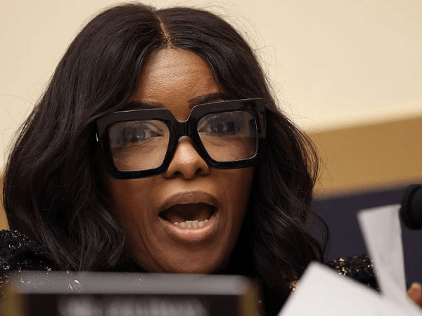 Crockett’s Possible Senate Run Jolts Texas Politics — But Voters May Be Looking for Substance, Not&nbsp;Spectacle